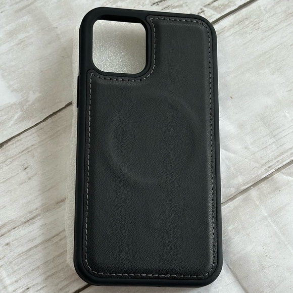 iPhone 12 Phone Case - New - Picture 1 of 4